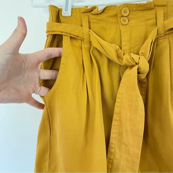 Every Paperbag Shorts Mustard Yellow Women’s Sz 4 Front Tie Cotton High Rise - Picture 6 of 10